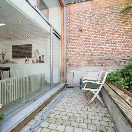 1bd With Garden Brugmann Area Apartment